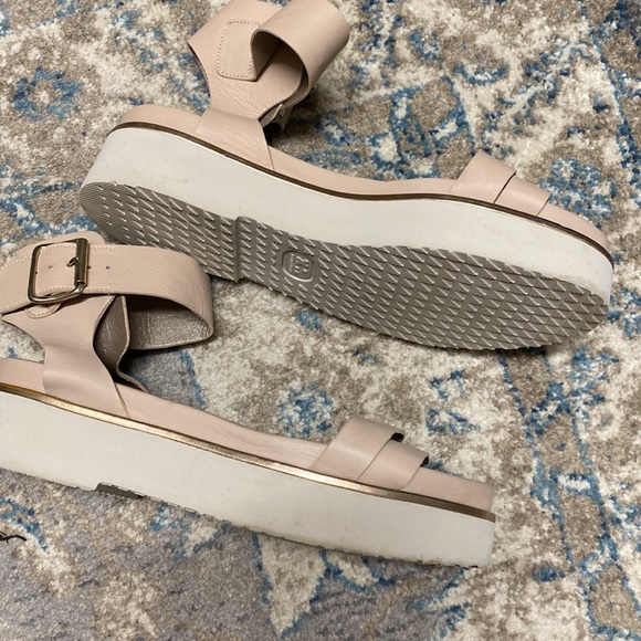 AGL platform sandals